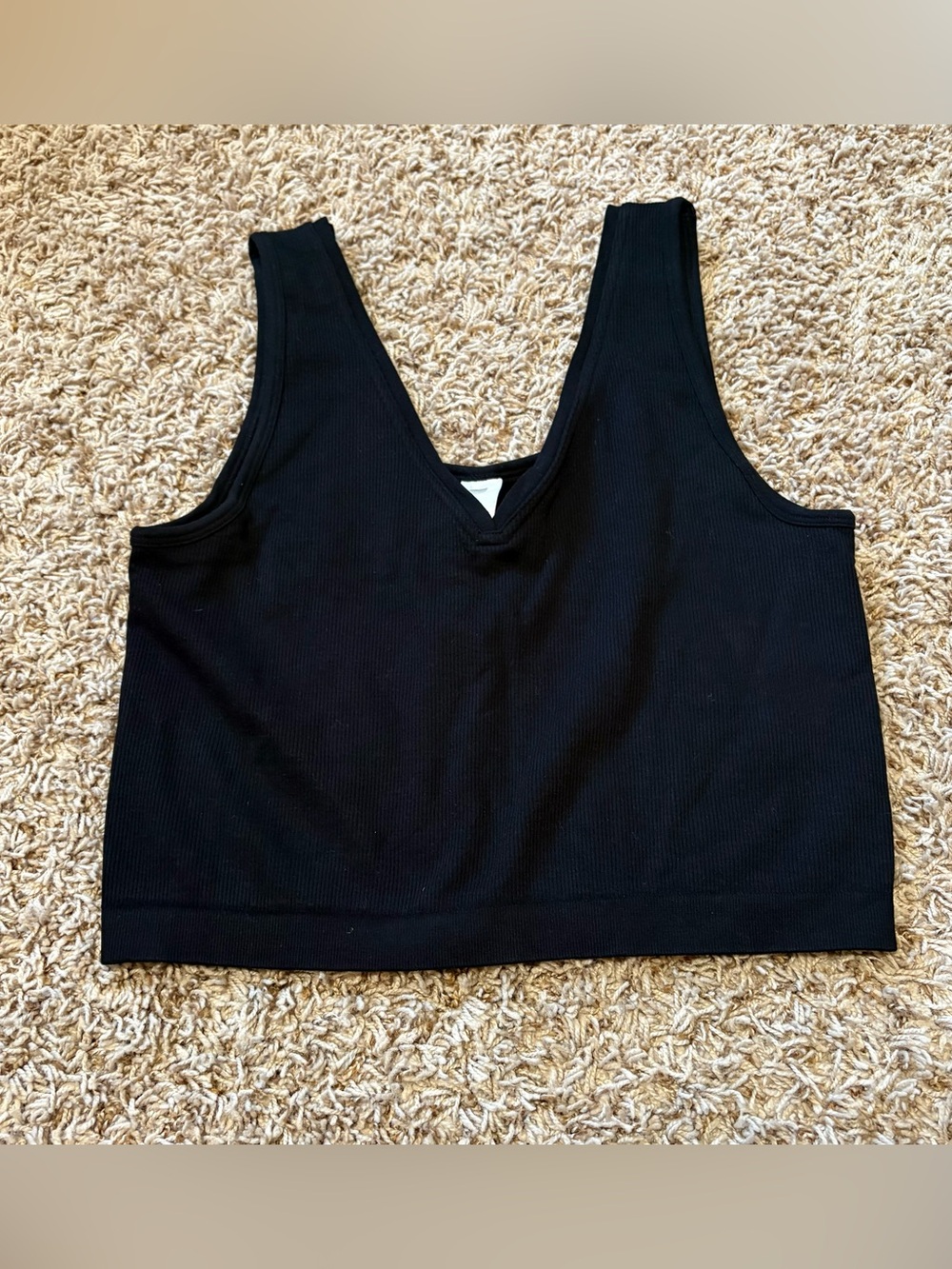 Fabletics Cloud Seamless V Neck Cropped Tank Black Ribbed Womens size XL NWT!!